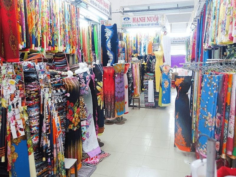 Kinh nghiệm mua sắm không bị chém giá tại Chợ Hàn