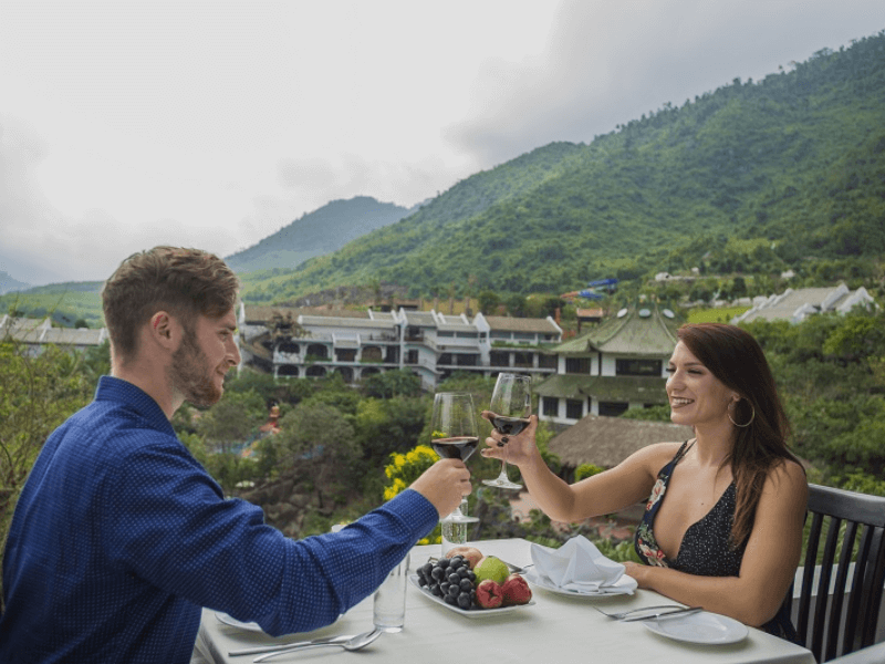 Nơi ăn uống lý tưởng dành cho du khách tại Núi Thần Tài Đà Nẵng