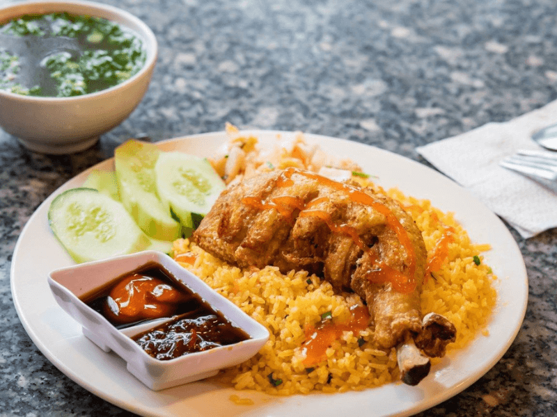 Cơm gà Duyên xối mỡ ngon tại Đà Nẵng