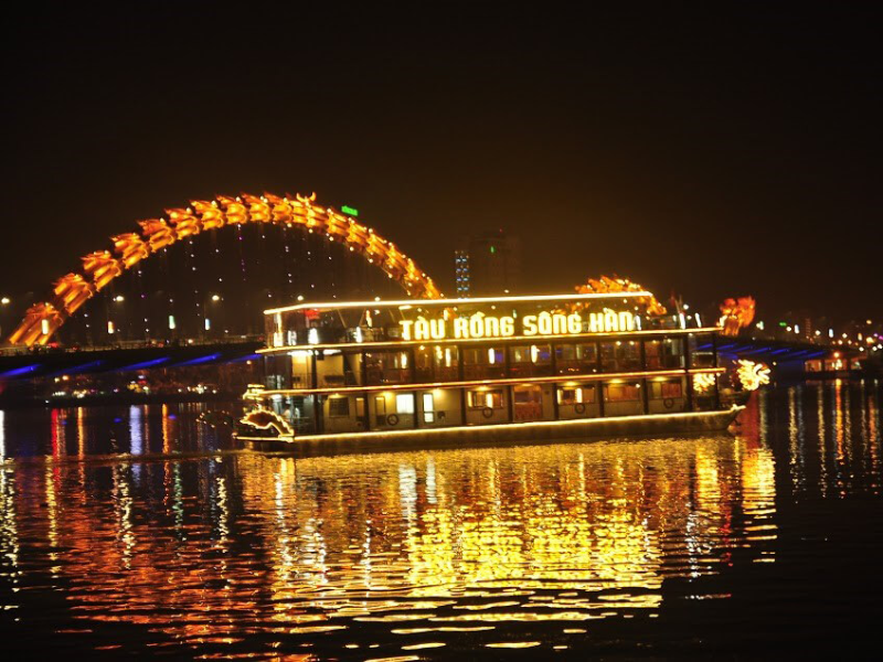 Du thuyền Tàu Rồng Sông Hàn Đà Nẵng