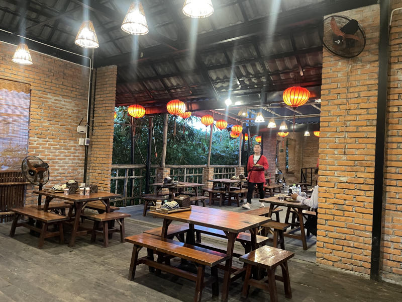 Nhà hàng Nguyễn Gia Trang